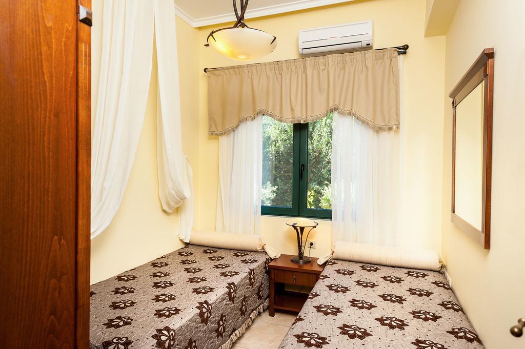 Kato Galatas Villa Vallia - Villa Marina מראה חיצוני תמונה